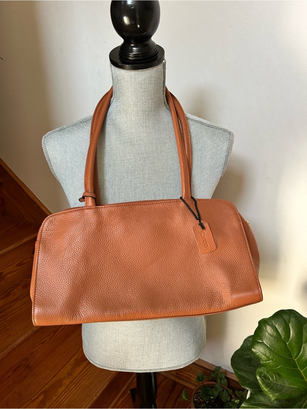 Pebbled Leather Shoulder Bag in Cognac